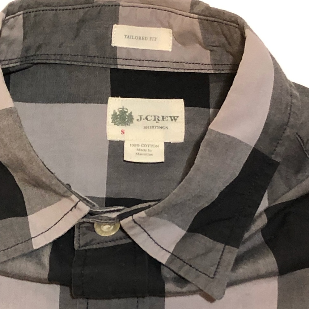 Long-Sleeve Button Down - Picture 6 of 8